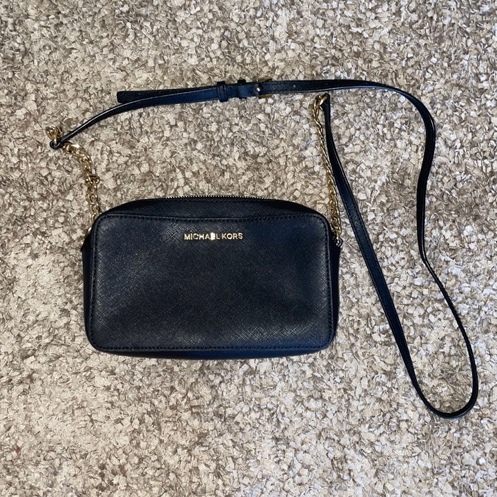 Michael Kors Leather Jet Set East West Crossbody - black with gold hardware